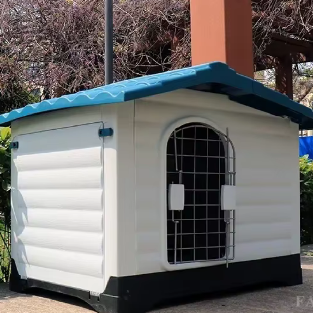 Modular Dog House